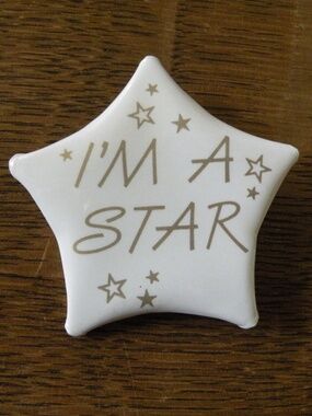 80s Vintage "I'M A STAR" Pin Badge Pinback, Star Shaped, White & Gold